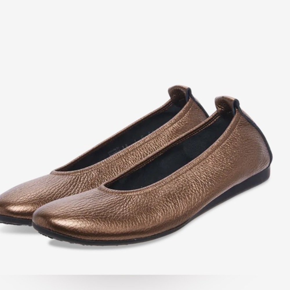 NWT Arche LAIUS Women's Flats in Full Grain Bronze Leather *France*